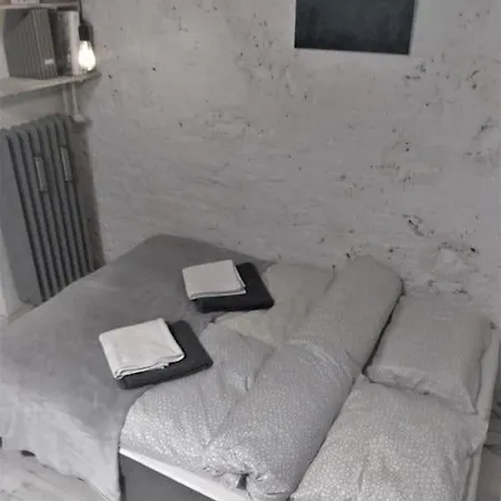 Apartment Quiet
